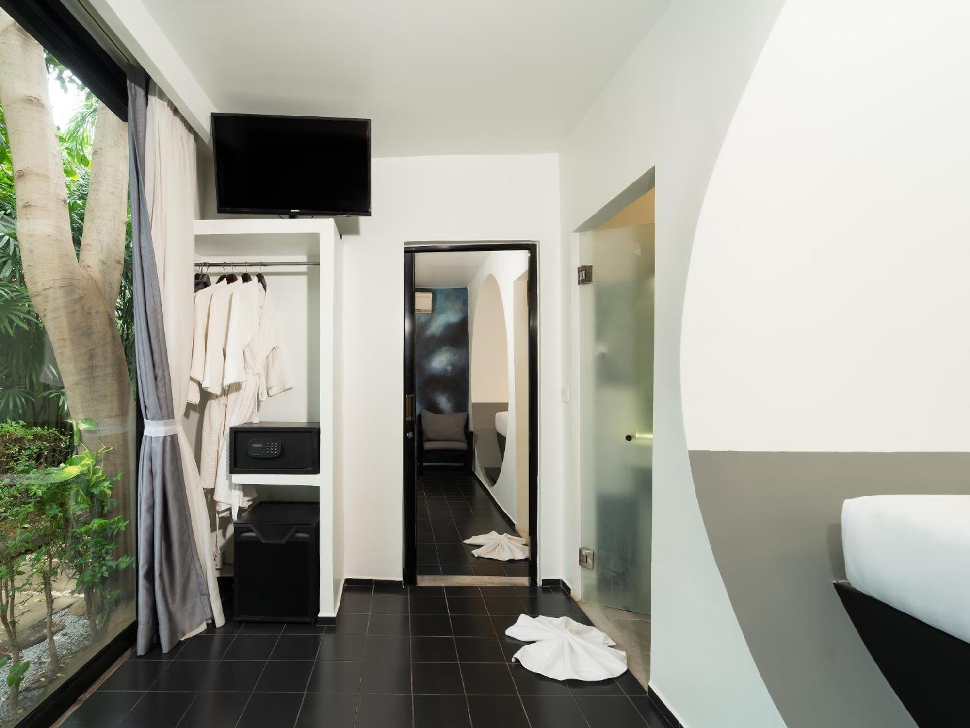 Tunnel Urban Retreat Hotel Siem Reap Exterior foto